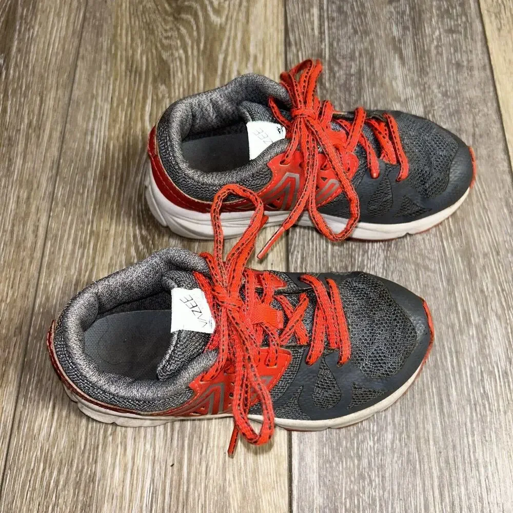 New Balance Vazee Rush Sneaker Shoes Kids Youth US Size 11.5 Red Gray KJRUSGOP